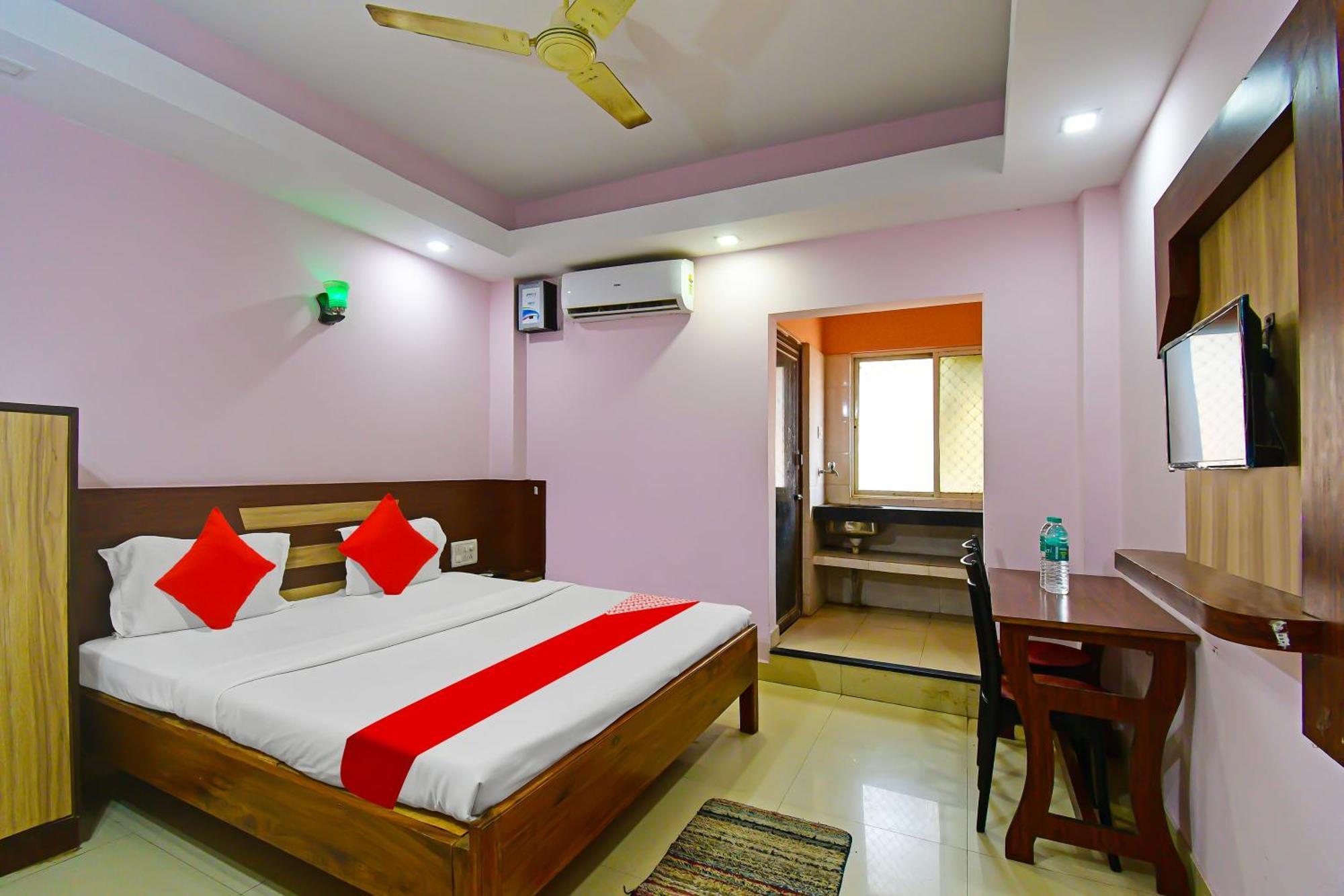 Oyo Flagship Hotel Sea Garden Puri Exterior photo