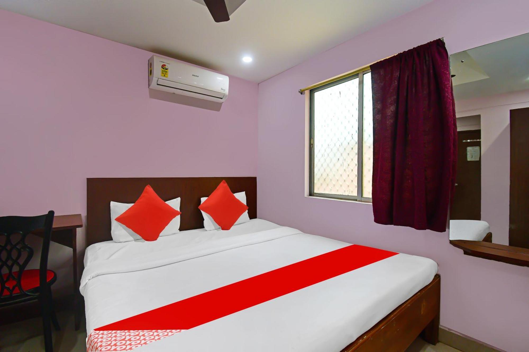 Oyo Flagship Hotel Sea Garden Puri Exterior photo